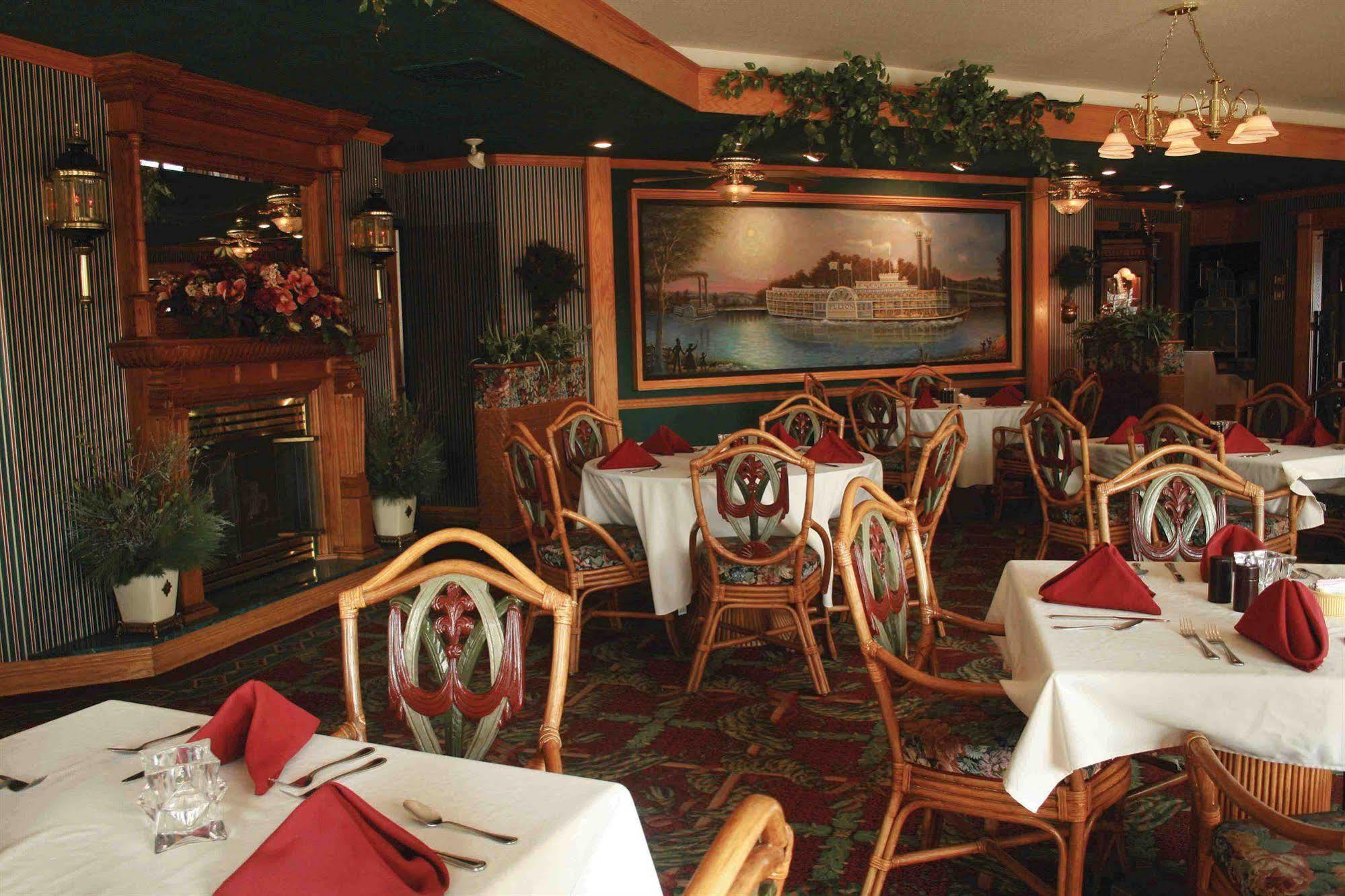 Fulton Steamboat Inn ร็องค์ส ร้านอาหาร รูปภาพ